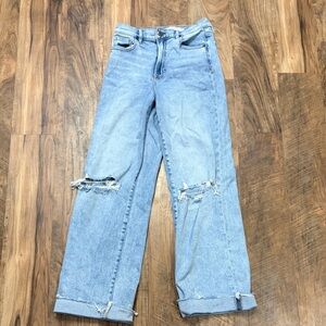 Casual Light Blue Distressed Boyfriend Jeans